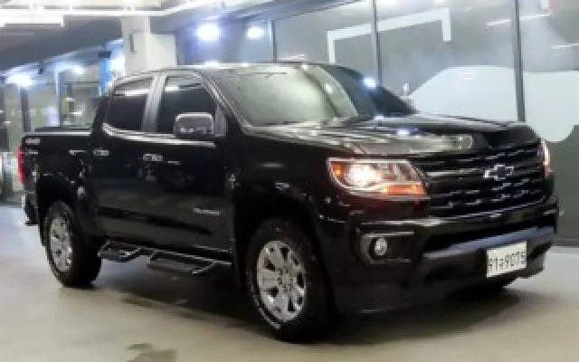 리얼 뉴 콜로라도 3.6 익스트림-X 4WD 쉐보레 2022/08 122,523km
