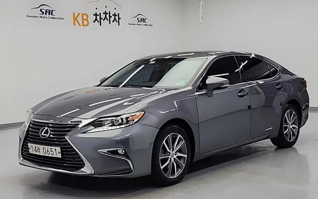 뉴ES300h 슈프림 렉서스 2015/09 90,892km