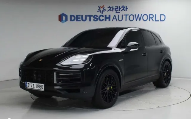 카이엔(PO536) 3.0 E-하이브리드 포르쉐 2024/08 11,737km