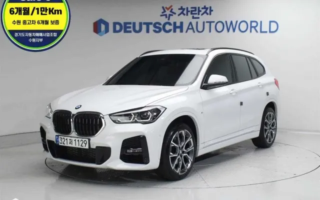 X1 (F48) xDrive 20i M 스포츠 BMW 2022/06 25,793km