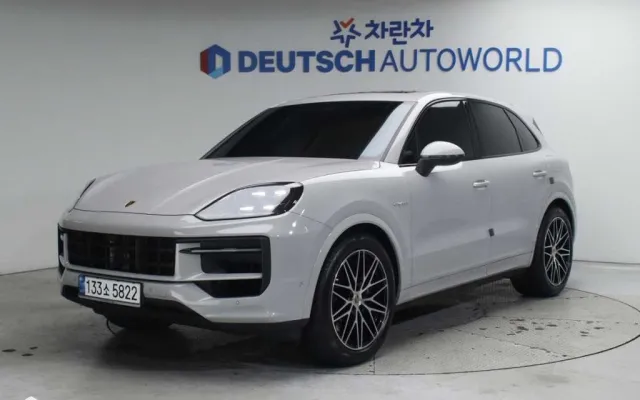 카이엔(PO536) 3.0 E-하이브리드 포르쉐 2024/07 19,188km